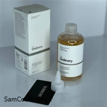 تونر لایه بردار و روشن کننده گلیکولیک اسید 7% اوردینری 240 میل